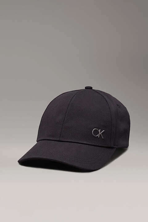Erkek Ck Bombed Metal Logo Şapka - Siyah - Calvin Klein