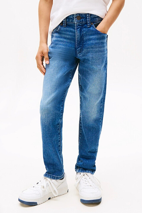 Erkek Çocuk Modern Düz Kesim Eskitme Görünümlü Jean Pantolon - Mavi - Tommy Hilfiger