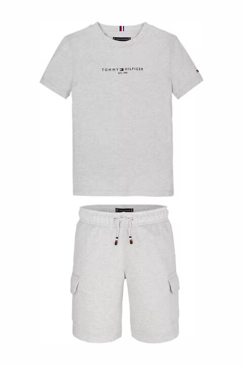 Erkek Çocuk T-Shirt Ve Cargo Şort Set - Gri - Tommy Hilfiger