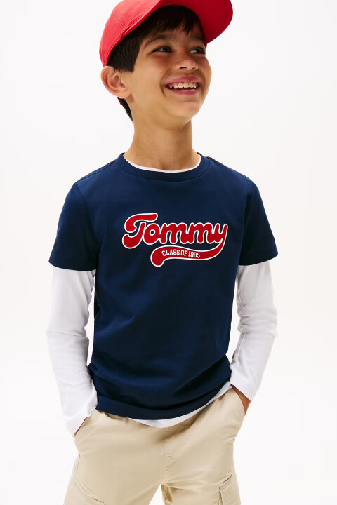 Erkek Çocuk Varsity Interlock Kısa Kollu T-Shirt - Lacivert - Tommy Hilfiger