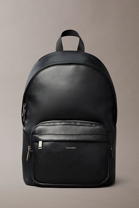 Erkek Dokulu Fermuarlı Gözlü Sırt Çantası - Siyah - Calvin Klein
