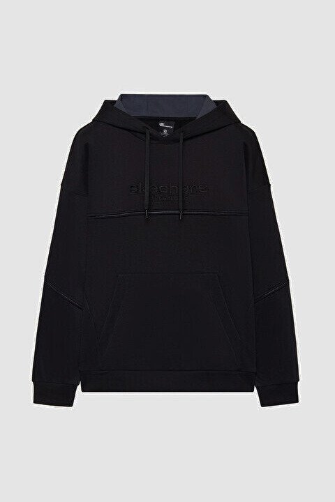 Erkek Hoodie Rahat Kalıp Göğüs Kabartma Logolu Kapüşonlu Sweatshirt - Siyah 