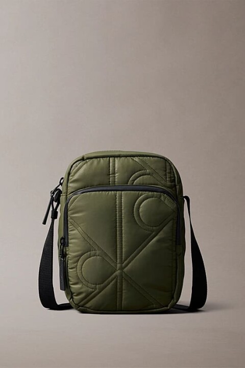 Erkek Kapitone Desenli Fermuarlı Cepli Çapraz Vücut Çanta - Haki - Calvin Klein