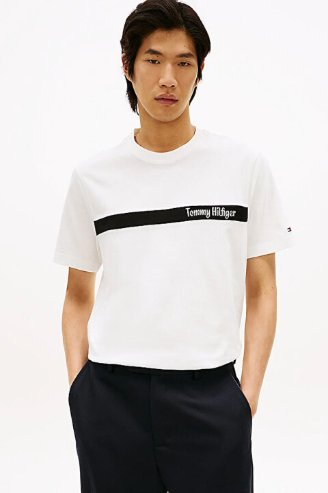 Erkek Loopback Şerit Detaylı Pamuklu T-Shirt - Ekru - Tommy Hilfiger