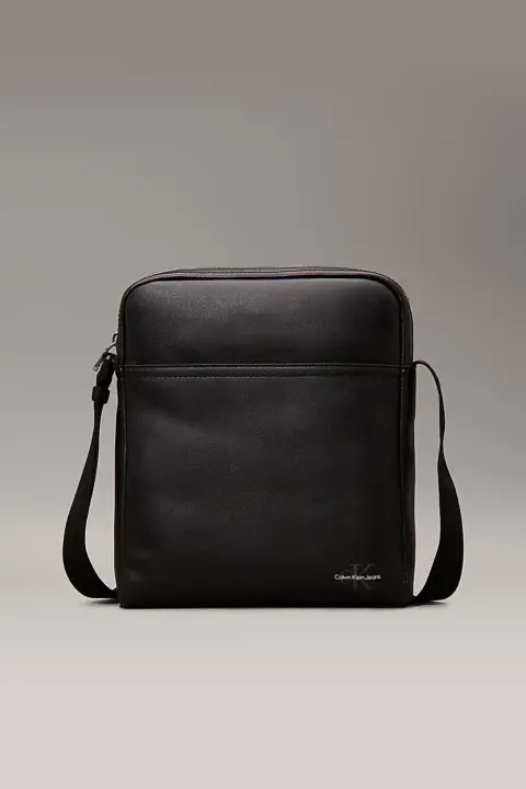 Erkek Monogram Monologo Reporter Çanta - Siyah - Calvin Klein