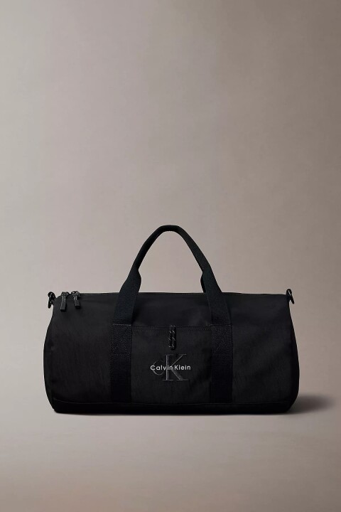 Erkek Nakış Logolu Silindir Seyahat Çantası - Siyah - Calvin Klein