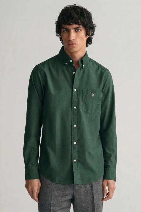 Erkek Tam Kalıp Düğmeli Yaka Cepli Gömlek - Koyu Yeşil 