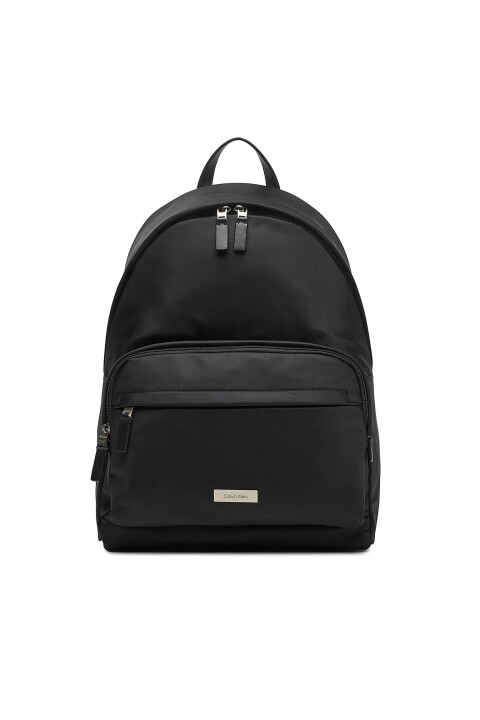 Erkek Yuvarlak Kesim Sırt Çantası - Siyah - Calvin Klein