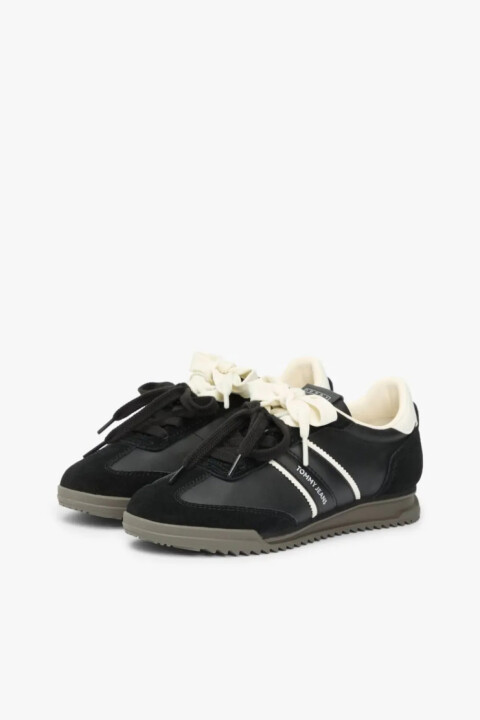 Kadın Bağcıklı Süet Deri Sneaker - Siyah - Tommy Hilfiger