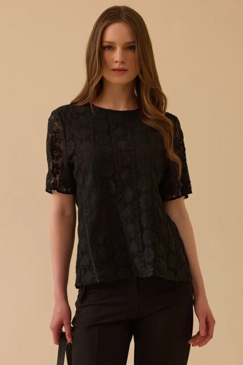 Kadın Çiçek Desenli Dantel Bluz - Siyah - Seçil