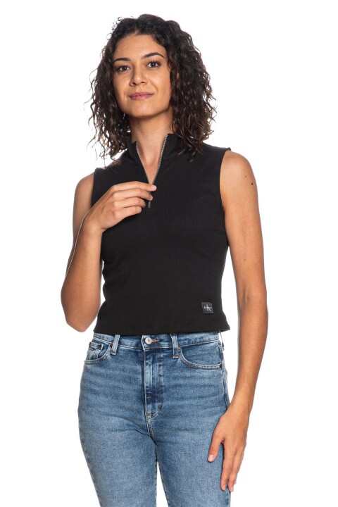 Kadın Dik Yaka Yarım Fermuarlı Fitilli Top T-Shirt - Siyah 