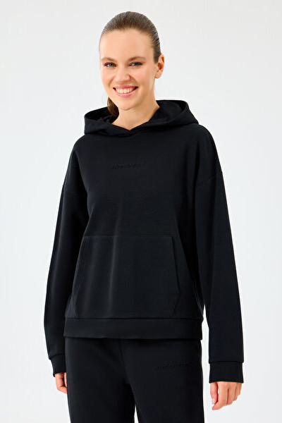 Kadın Essential Kapüşonlu Sweatshirt - Siyah - Skechers