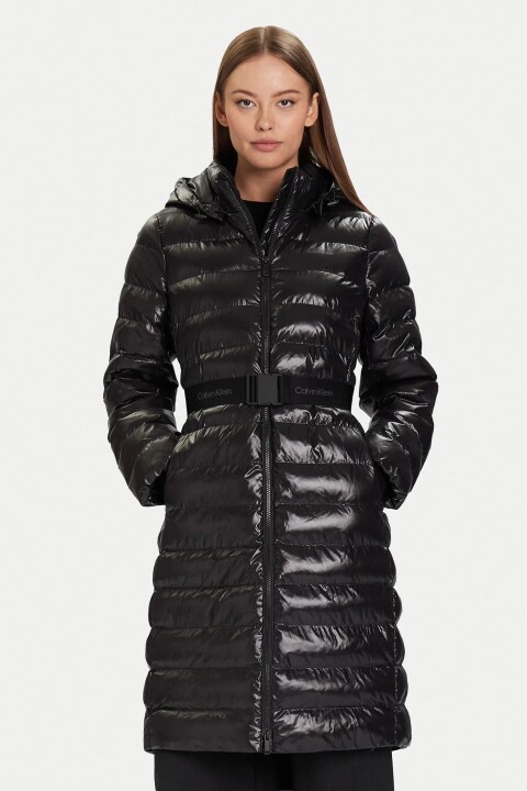 Kadın Kapüşonlu Kemerli Hafif Uzun Şişme Kaban - Siyah - Calvin Klein