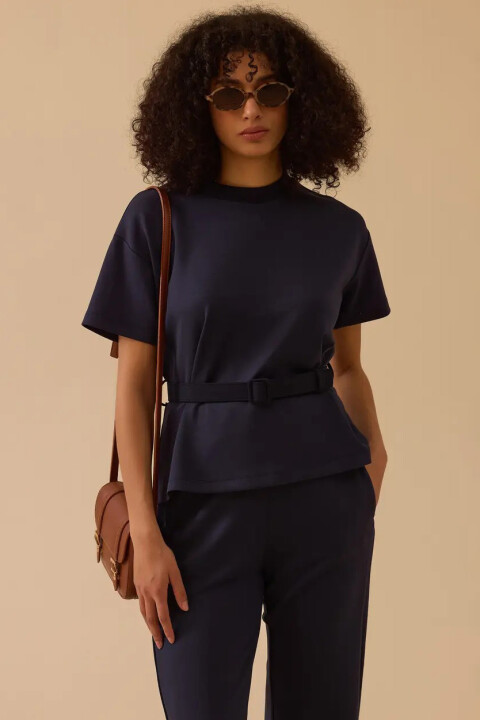 Kadın Kemerli Kısa Kollu Takım - Lacivert - Seçil