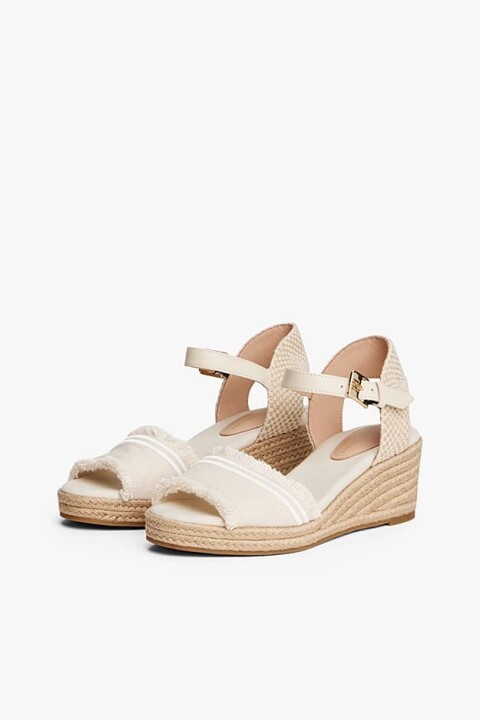 Kadın Kısa Topuklu Hasır Detaylı Sandalet - Krem - Tommy Hilfiger