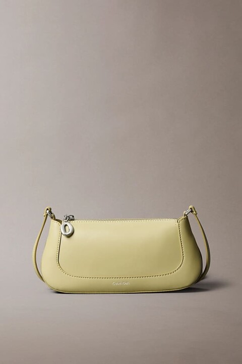 Kadın Metal Aksesuarlı Baget Çapraz Omuz Çanta - Yeşil - Calvin Klein