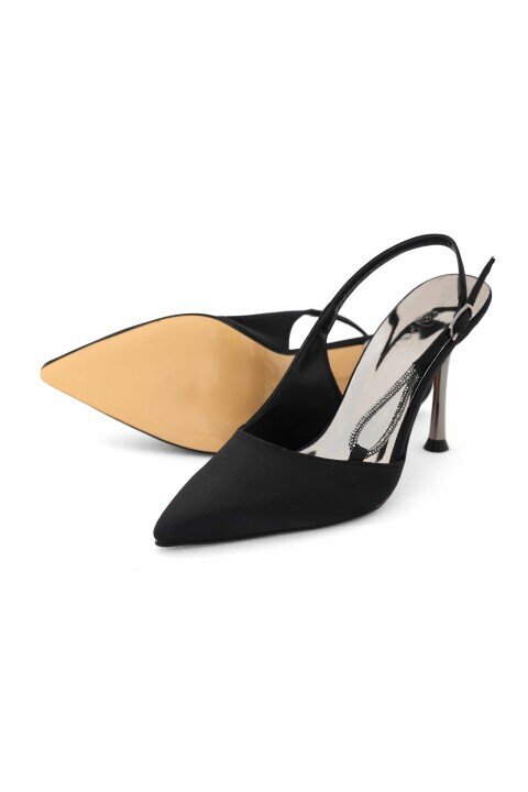 Kadın Sivri Burunlu İnce Topuklu Ayakkabı - Siyah 