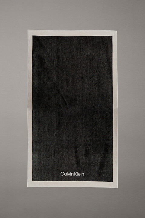 Unisex Ck Plaj Havlusu - Siyah - Calvin Klein